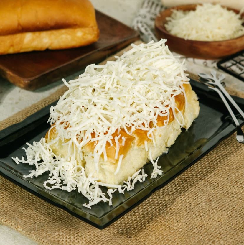 Roti Keju Parut / Mozarella